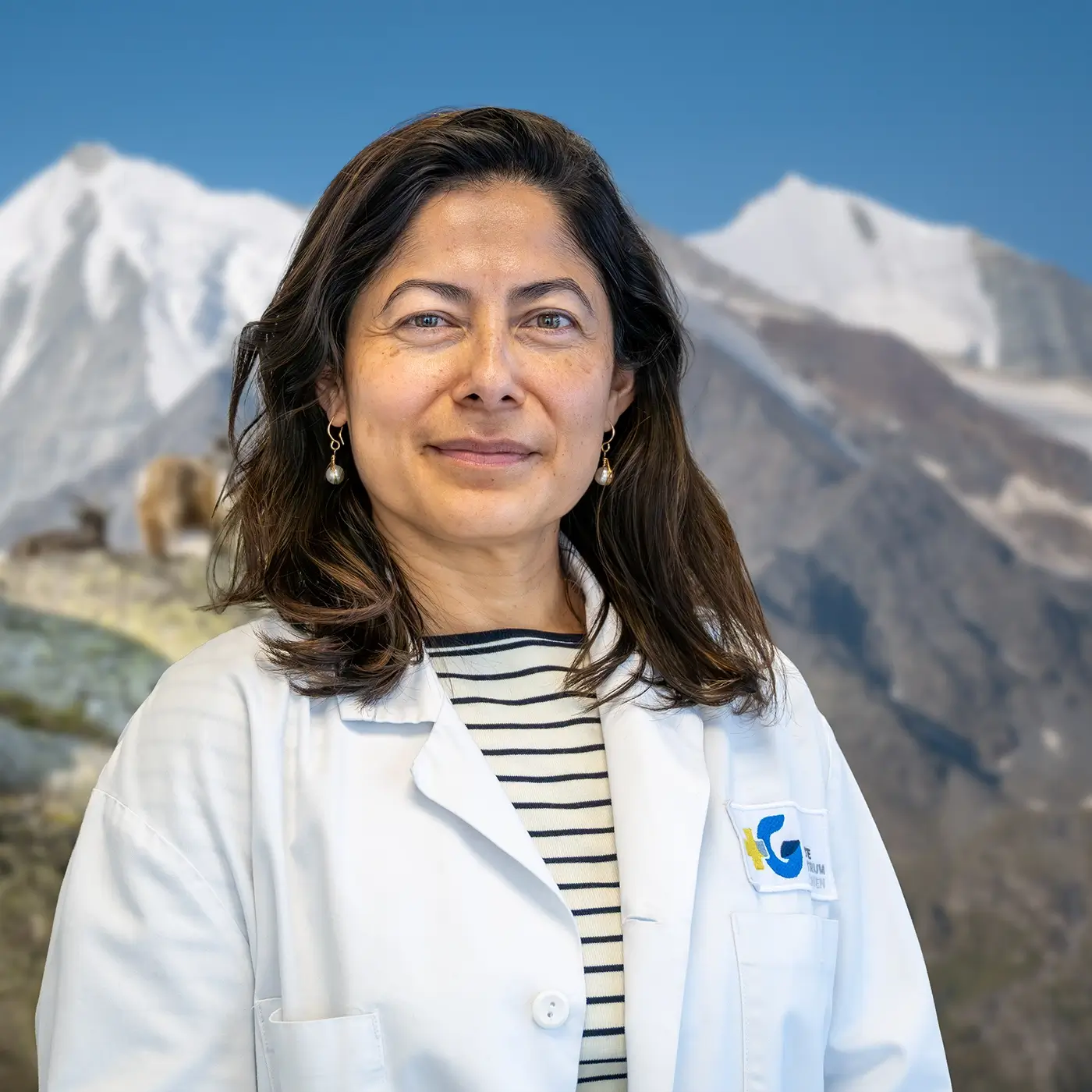 Dr. med. Elena Deras